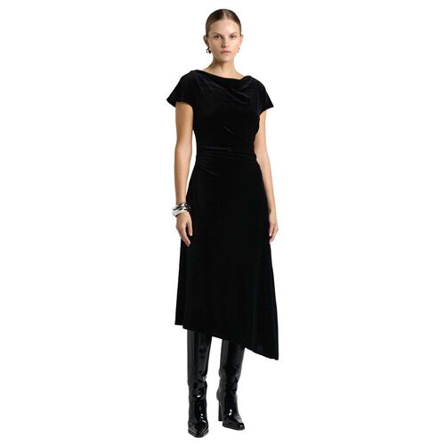 Cue Crinkle Velvet Midi Dress